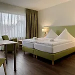 Marias Living - & 3*