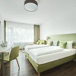 Marias Living - & 3*