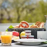 فندق Marias Living - & 3*