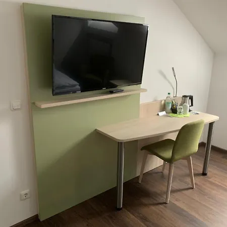 Marias Living - & 3*