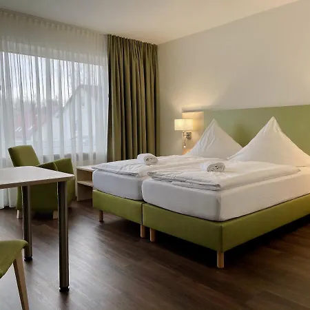 Marias Living - & 3*