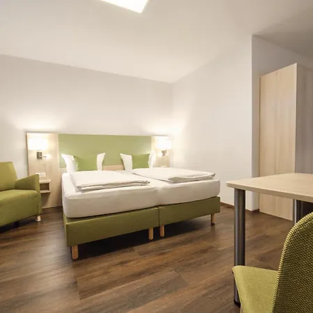 Hotel Marias Living - & Garching bei München