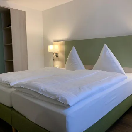 Marias - Garching bei Muenchen