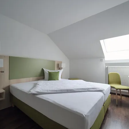 Marias Inn Living - Hotel & Apartments Garching Bei Muenchen 3* Garching bei München