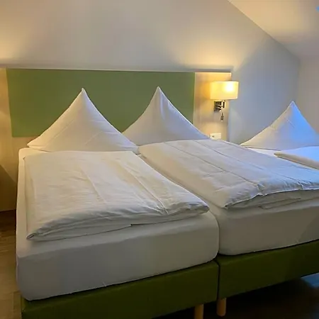 Marias Living - & Szálloda 3*